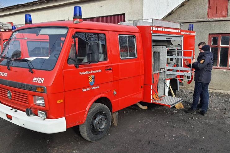 Запобігти! Врятувати! Допомогти! Кілійські рятувальники отримали пожежну машину і необхідне обладнання